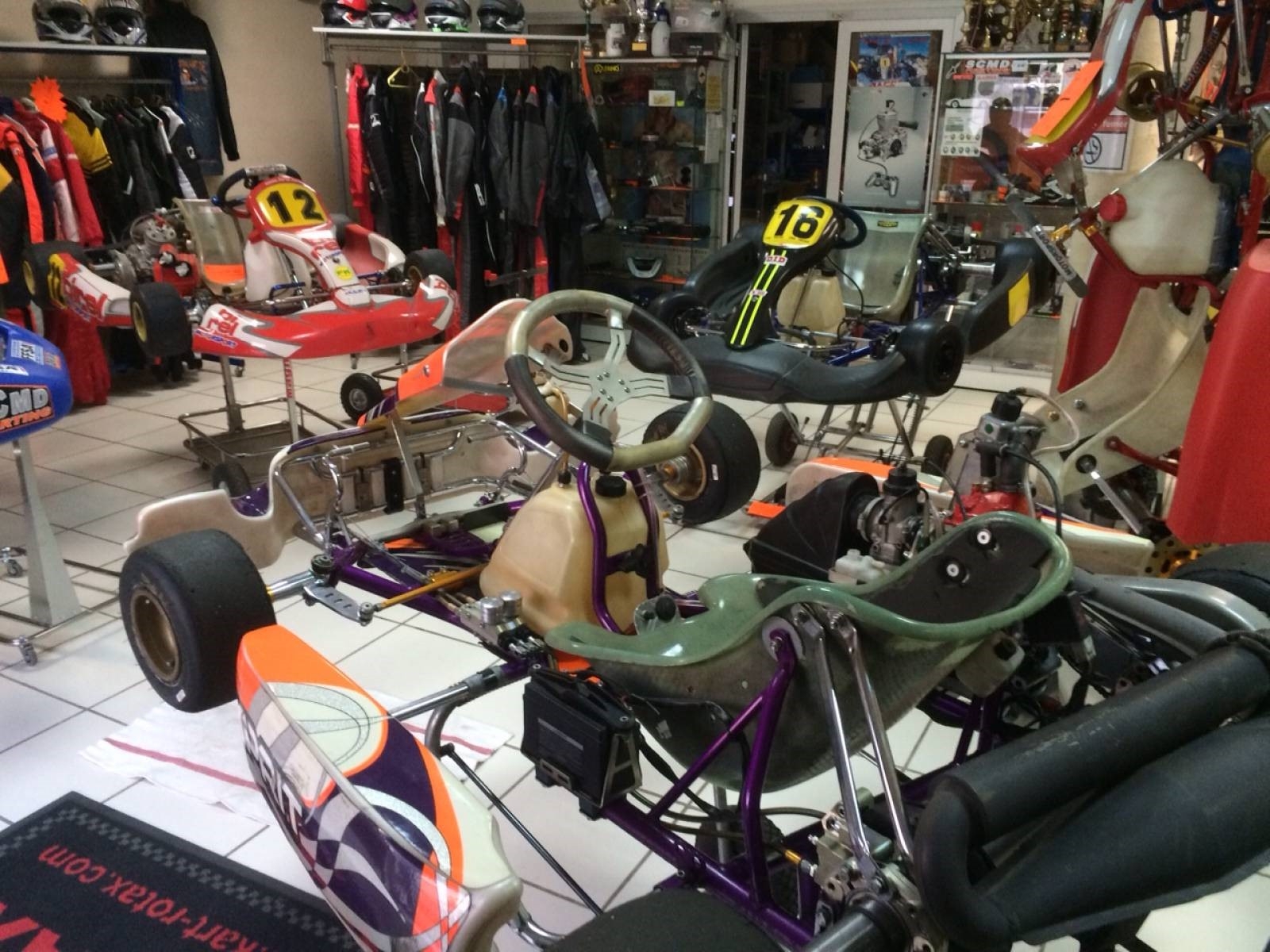 photo de complément Club de Karting & de Loisirs Mécaniques de Salon Grans